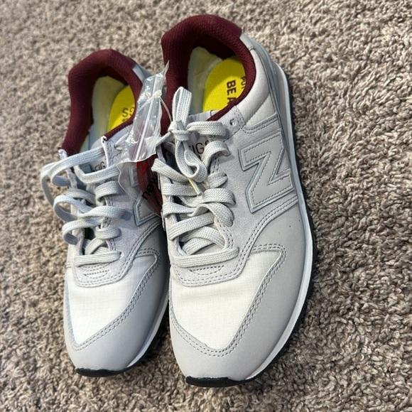 New Balance X Figs 996 Shoes Light Gray and Maroon Sneakers size 8 - Picture 6 of 10